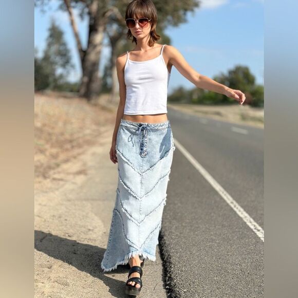 Wash Lab Denim Chevron Raw Hem Maxi Skirt - Size 29 / M - L - Picture 14 of 14